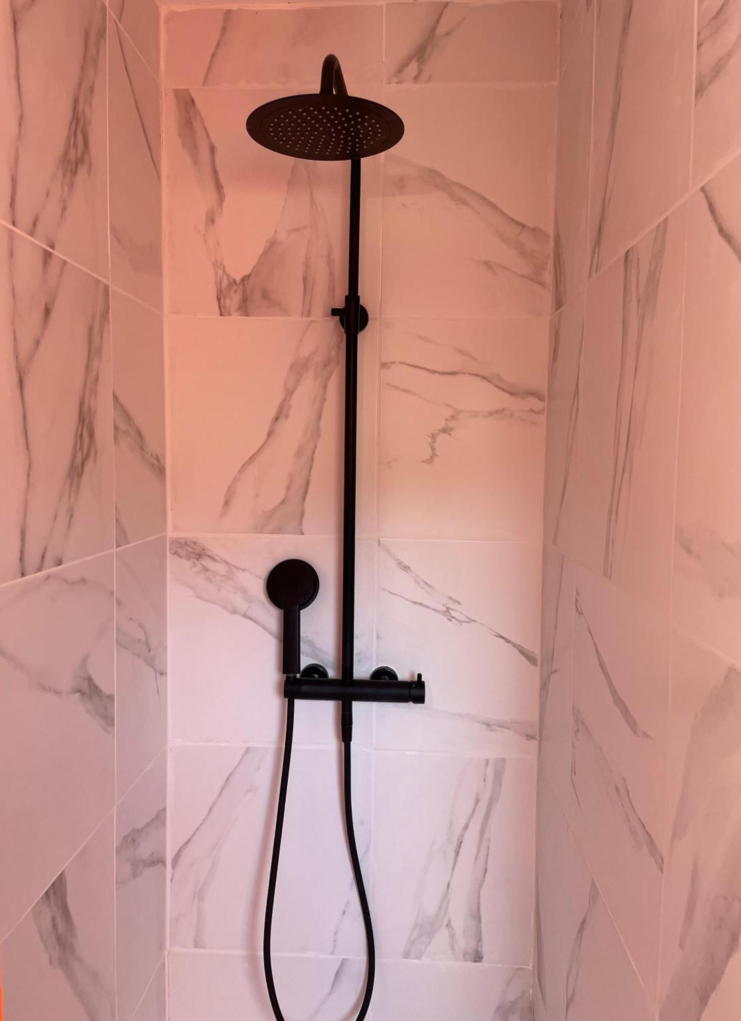 Belle Chambre Double Orange Tout Bonnement Bien Putot-en-Auge Exterior photo